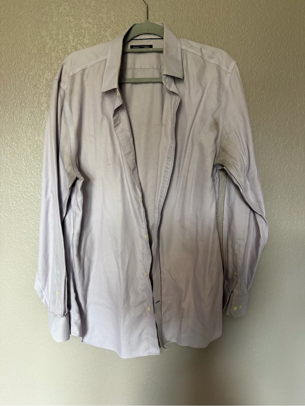 Banana Republic Men's Light Lavender Dress Shirt